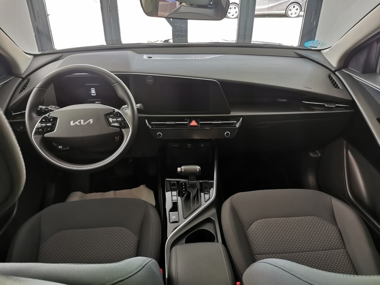 Kia Niro Concept Hybrid 1.6 141cv foto 4