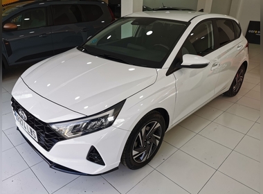 HYUNDAI - i20
