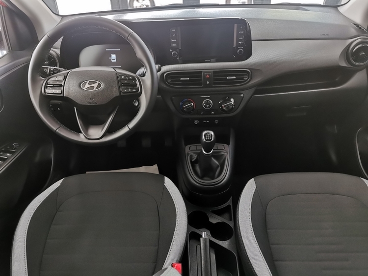 HYUNDAI i10 KLASS 1.0 66CV foto 6