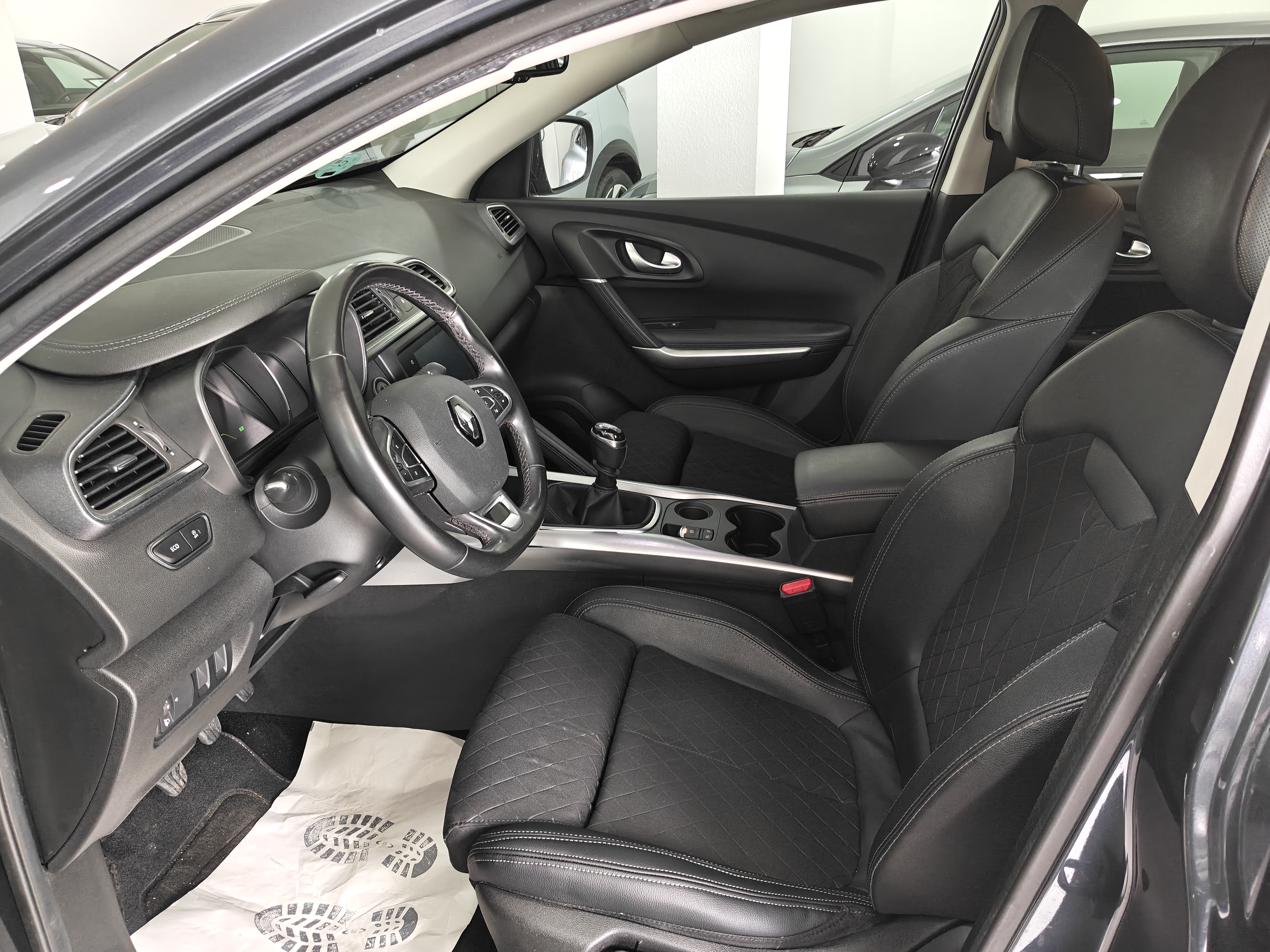 RENAULT KADJAR ZEN  1.3 TCE 140CV foto 4